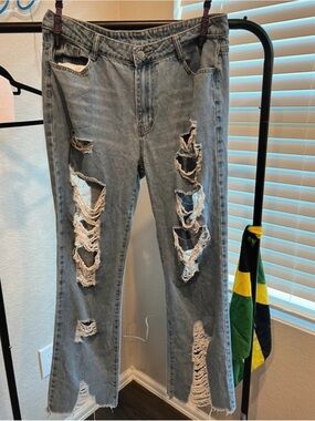 SHEIN Light Blue Distressed Boyfriend Jeans